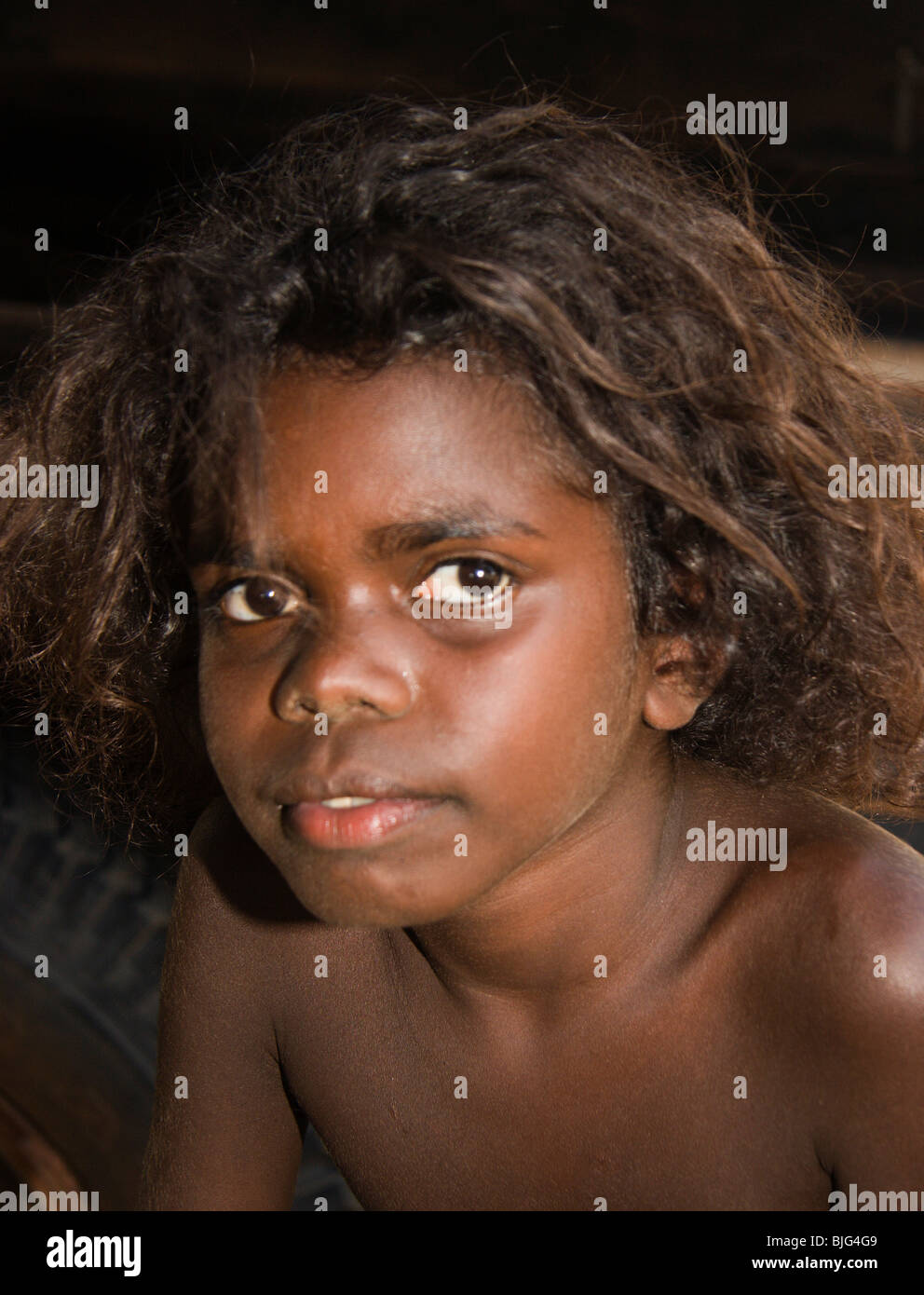 Bambini aborigeni Abbriel a Gamardi scuola outstaion vicino Maningrida Arnhem Land Foto Stock