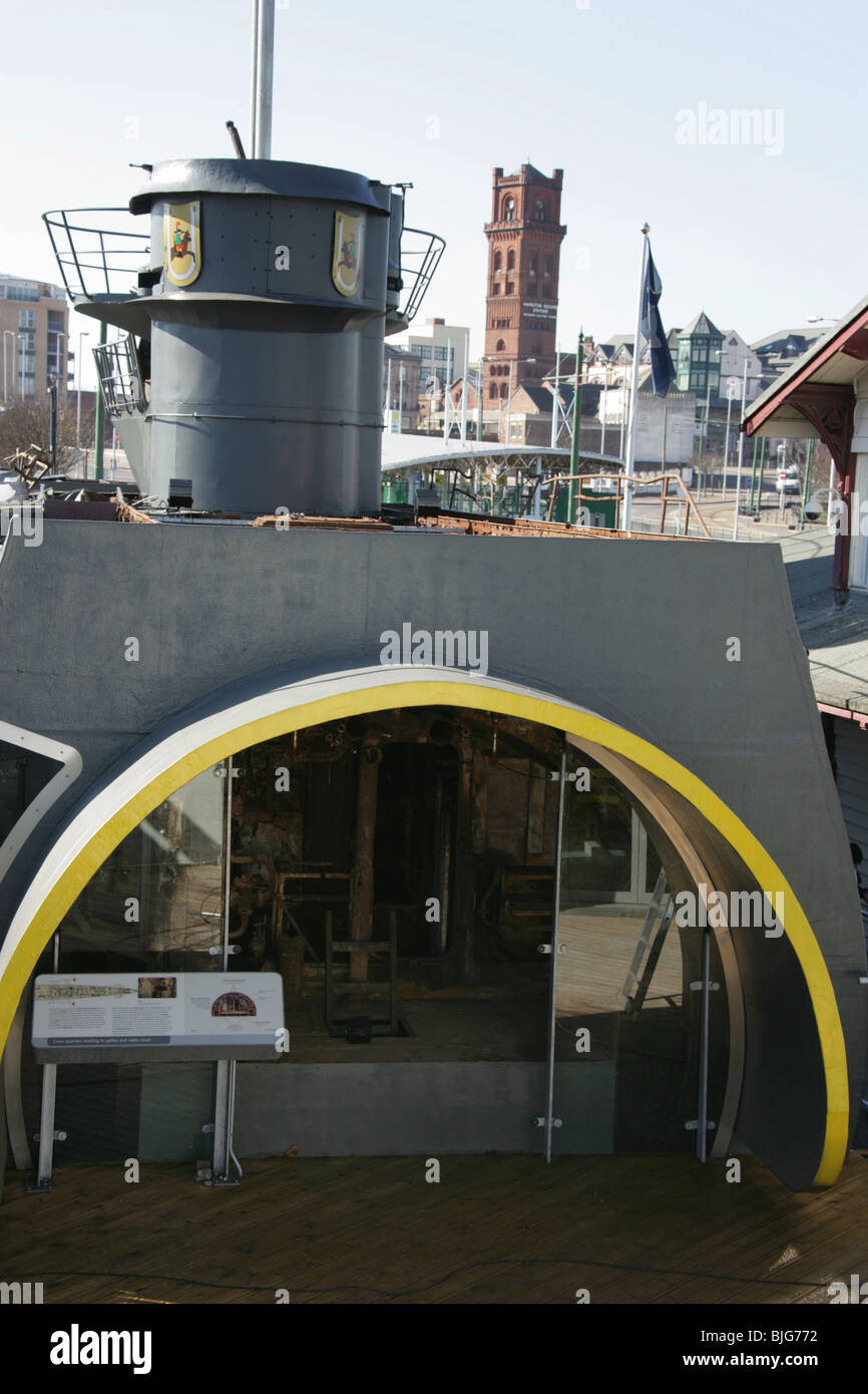 Città di Birkenhead, Inghilterra. L'U-Boat Storia attrazione turistica situata adiacente a Birkenhead's Woodside Ferry Terminal. Foto Stock