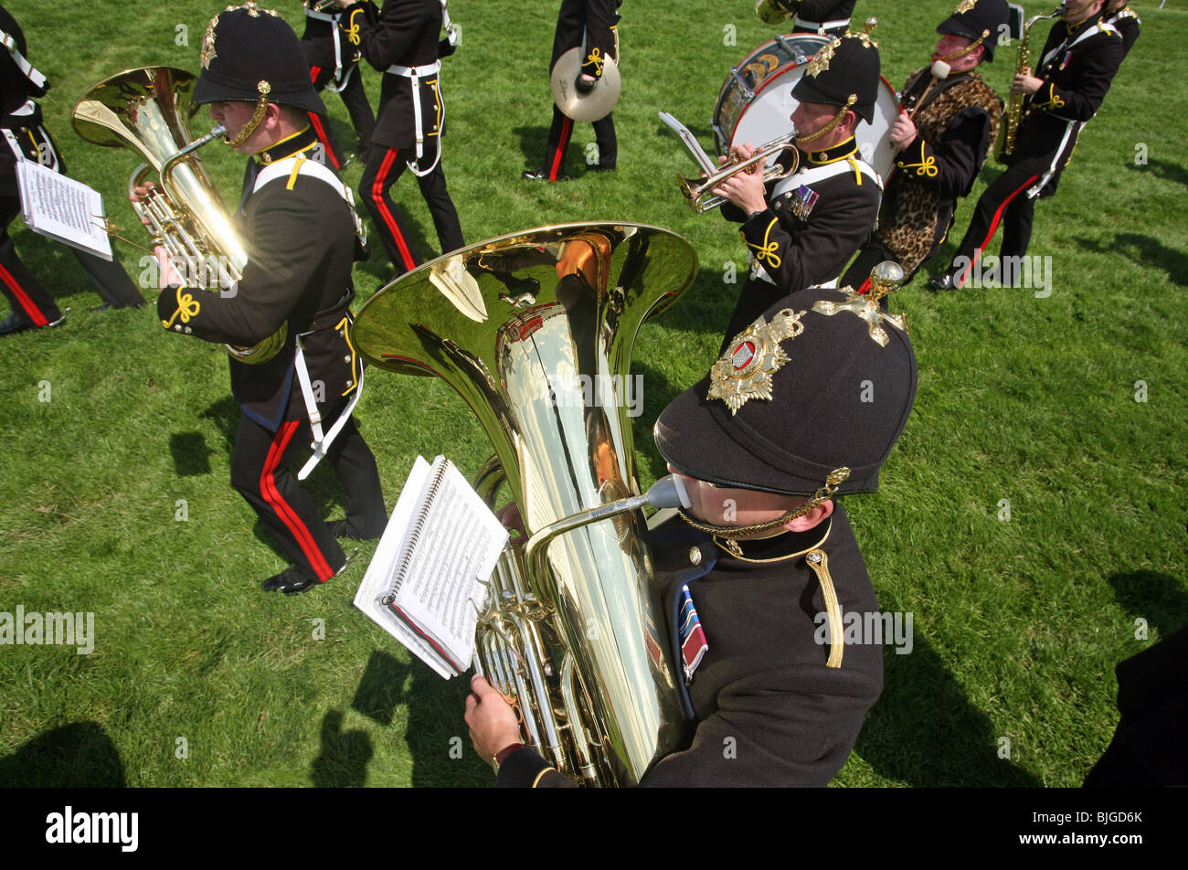 Brass Band a giocare a Epsom-Downs racecourse, Epsom, Gran Bretagna Foto Stock