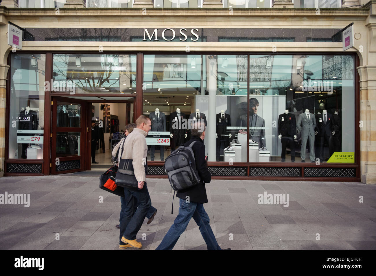 Moss gentlemens negozio di abbigliamento esterno, Cardiff Wales UK Foto Stock