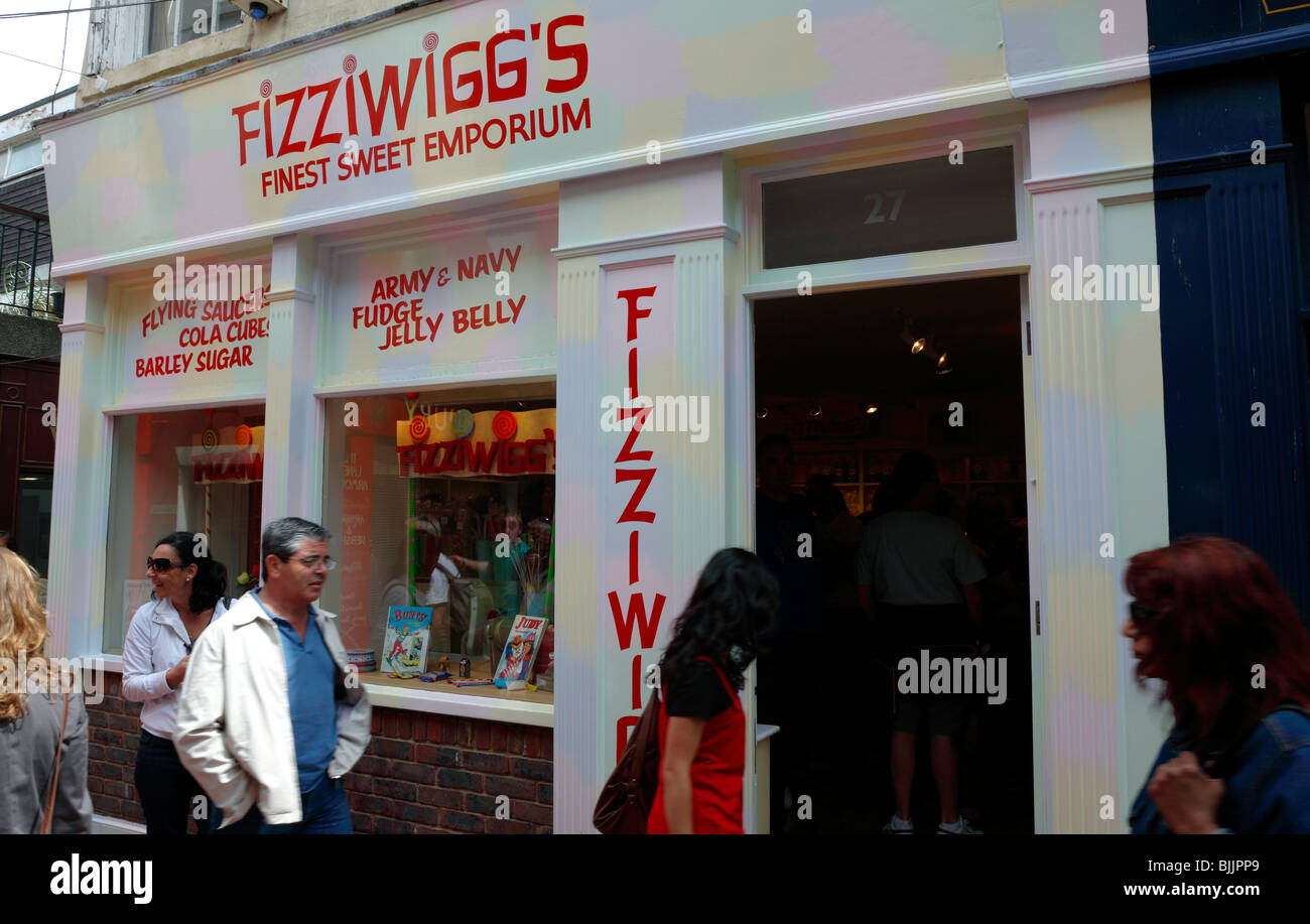Inghilterra, East Sussex, Brighton lanes, Fizzywigs negozio di dolci. Foto Stock
