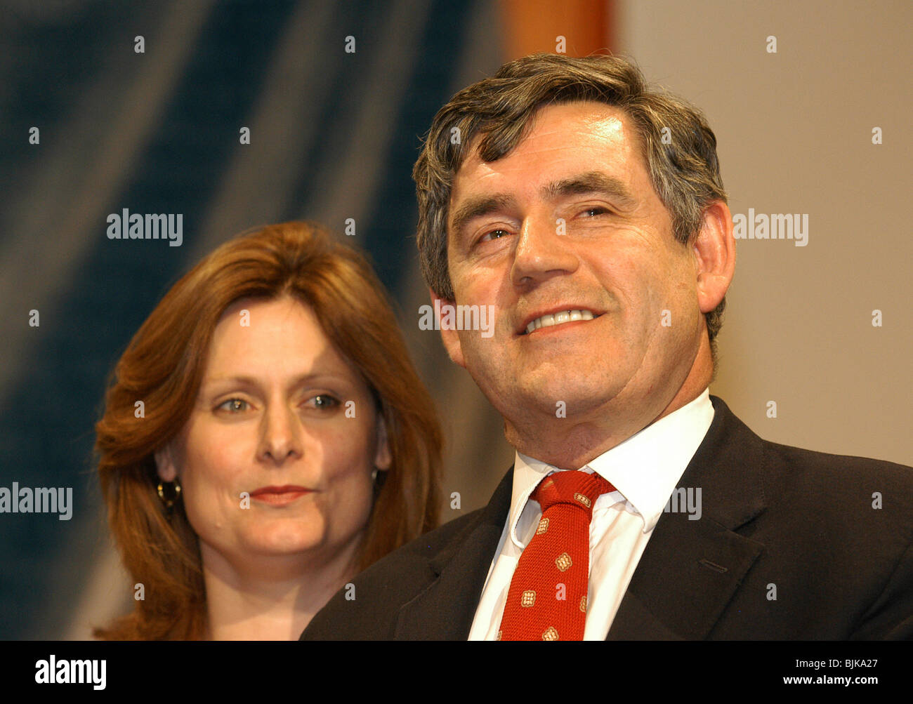 Politica e i politici, il partito laburista, il Primo ministro britannico Gordon Brown con sua moglie Sara. Foto Stock
