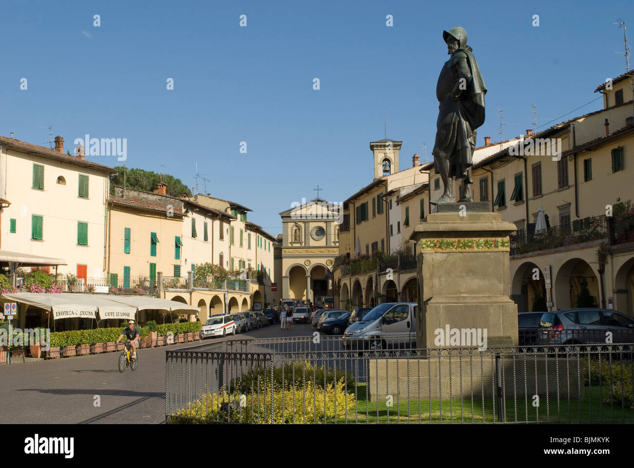 L'Italia, Toscana, Chianti, Greve in Chianti, piazza principale, memorial Giovanni da Verrazzano Foto Stock