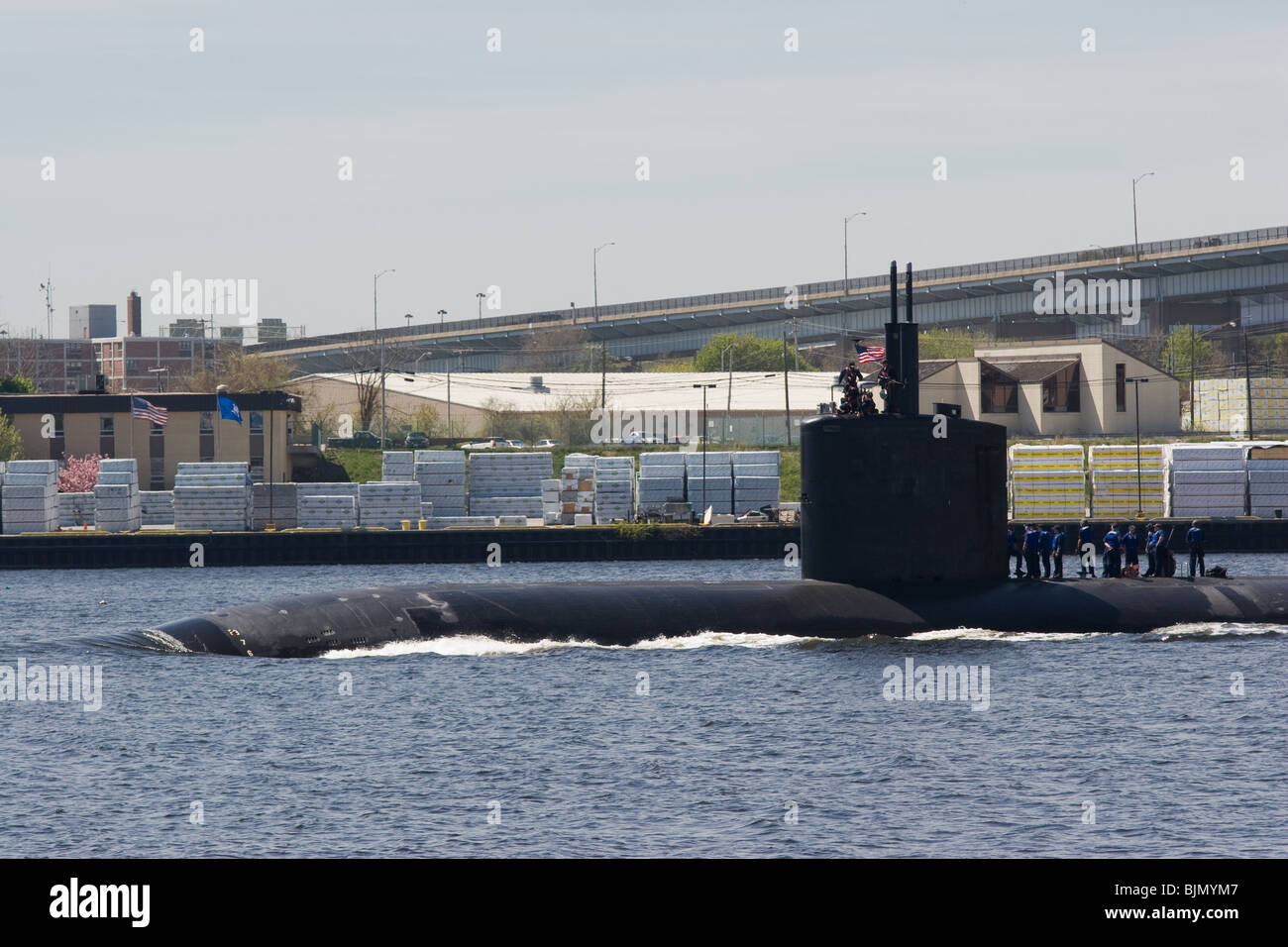 Un US Navy Los Angeles classe attacco rapido teste sottomarino a mare nel Tamigi, Connecticut Foto Stock
