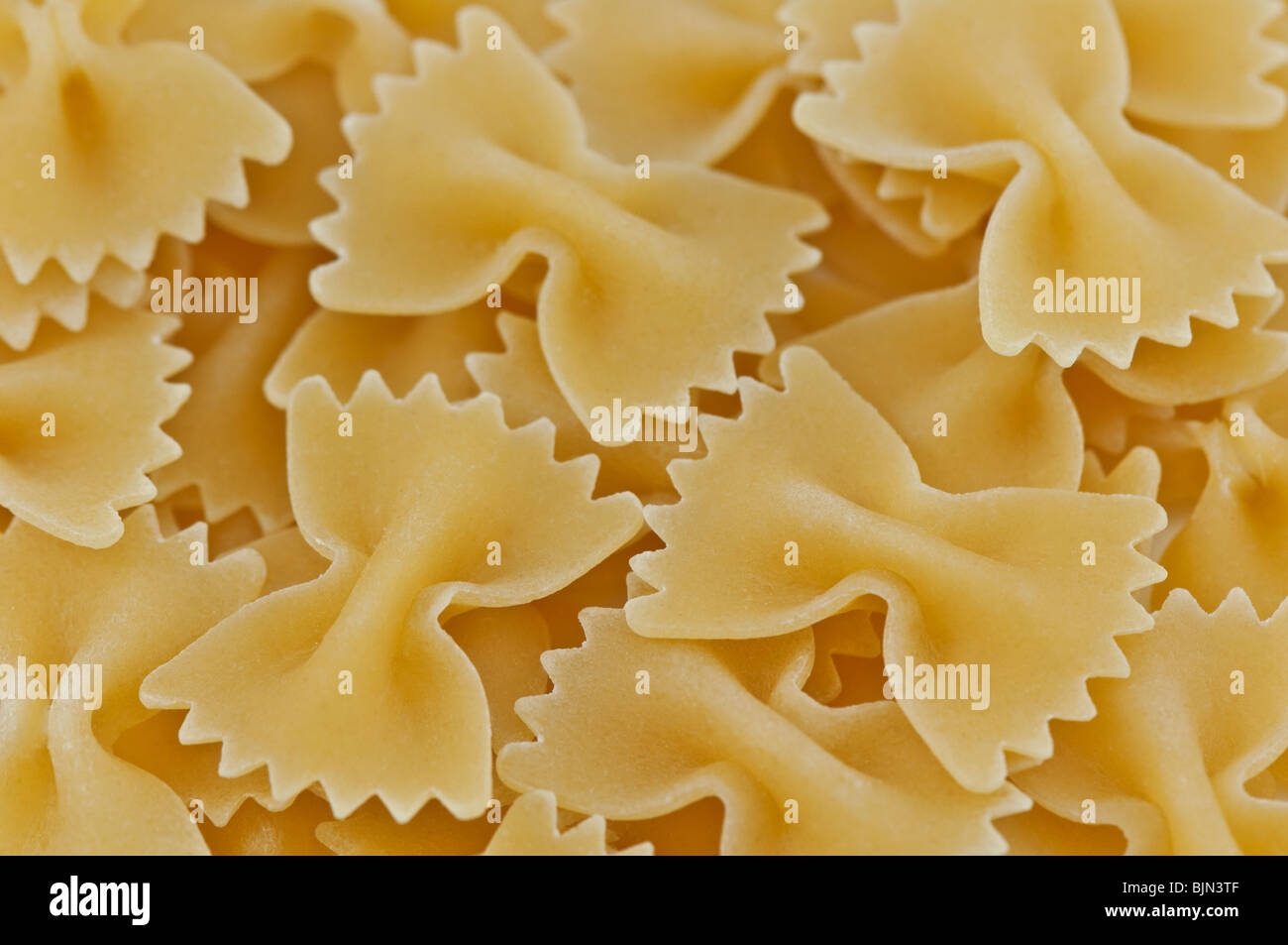 Giallo unboiled maccheroni close up Foto Stock