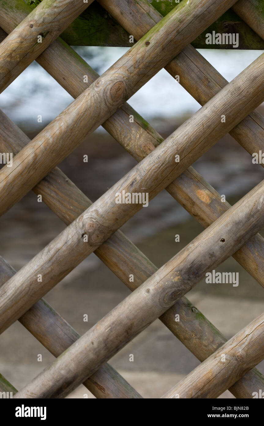 Primo piano della staccionata in legno a Berlino Germania Foto Stock