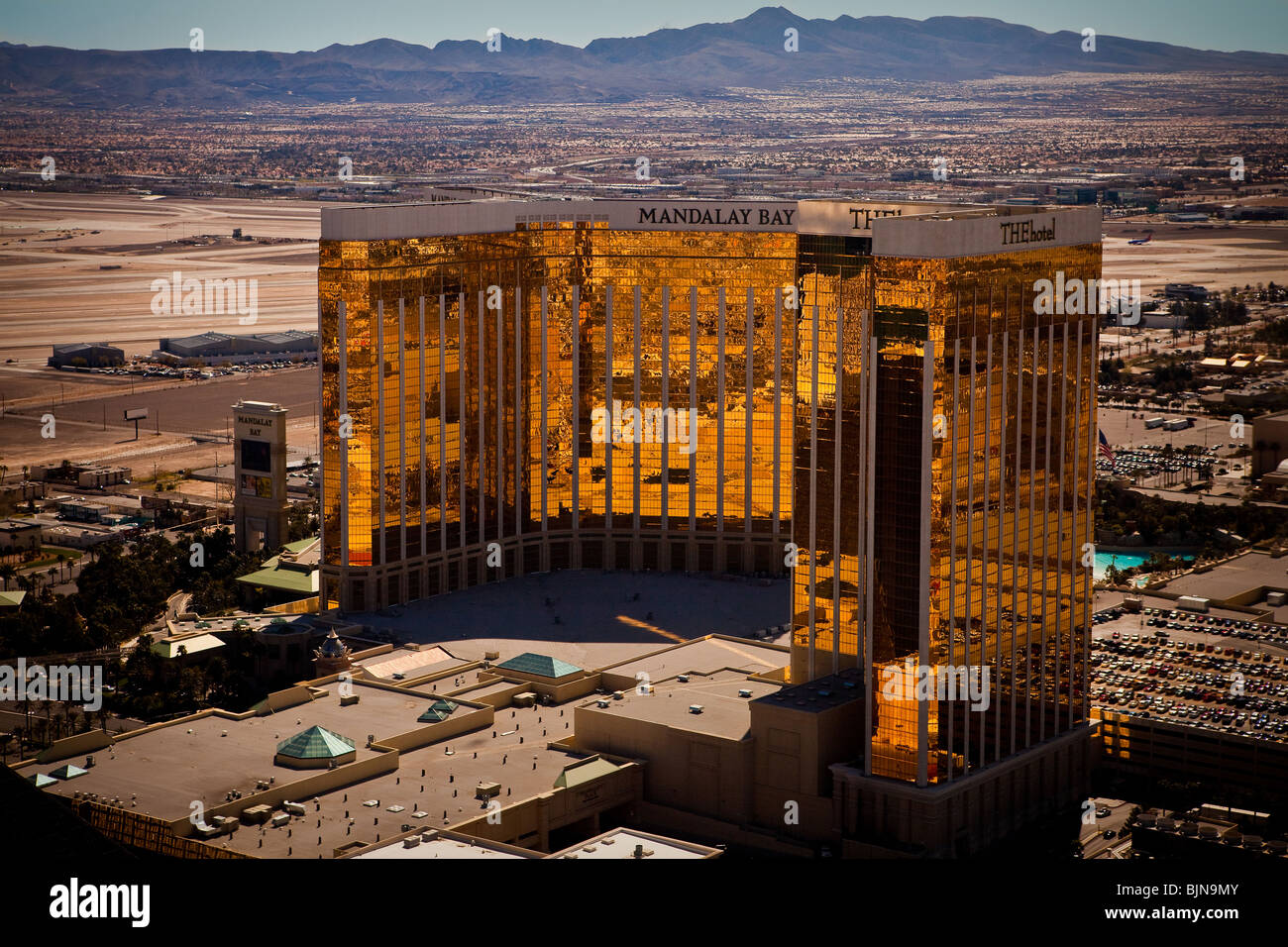 Vista aerea del Mandalay Bay casino Las Vegas, Nevada Foto Stock