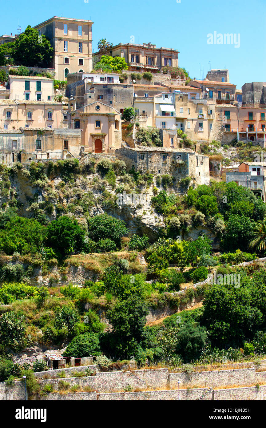 Collina della città di Ragusa Ibla, Sicilia Foto Stock