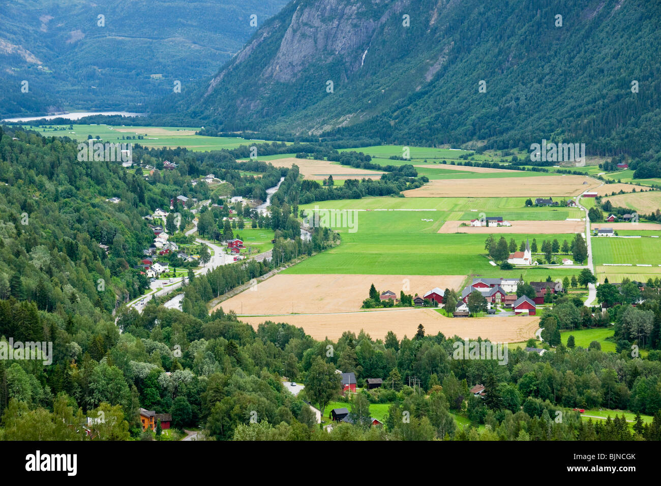 Pittoresca valle in una provincia della Norvegia Foto Stock