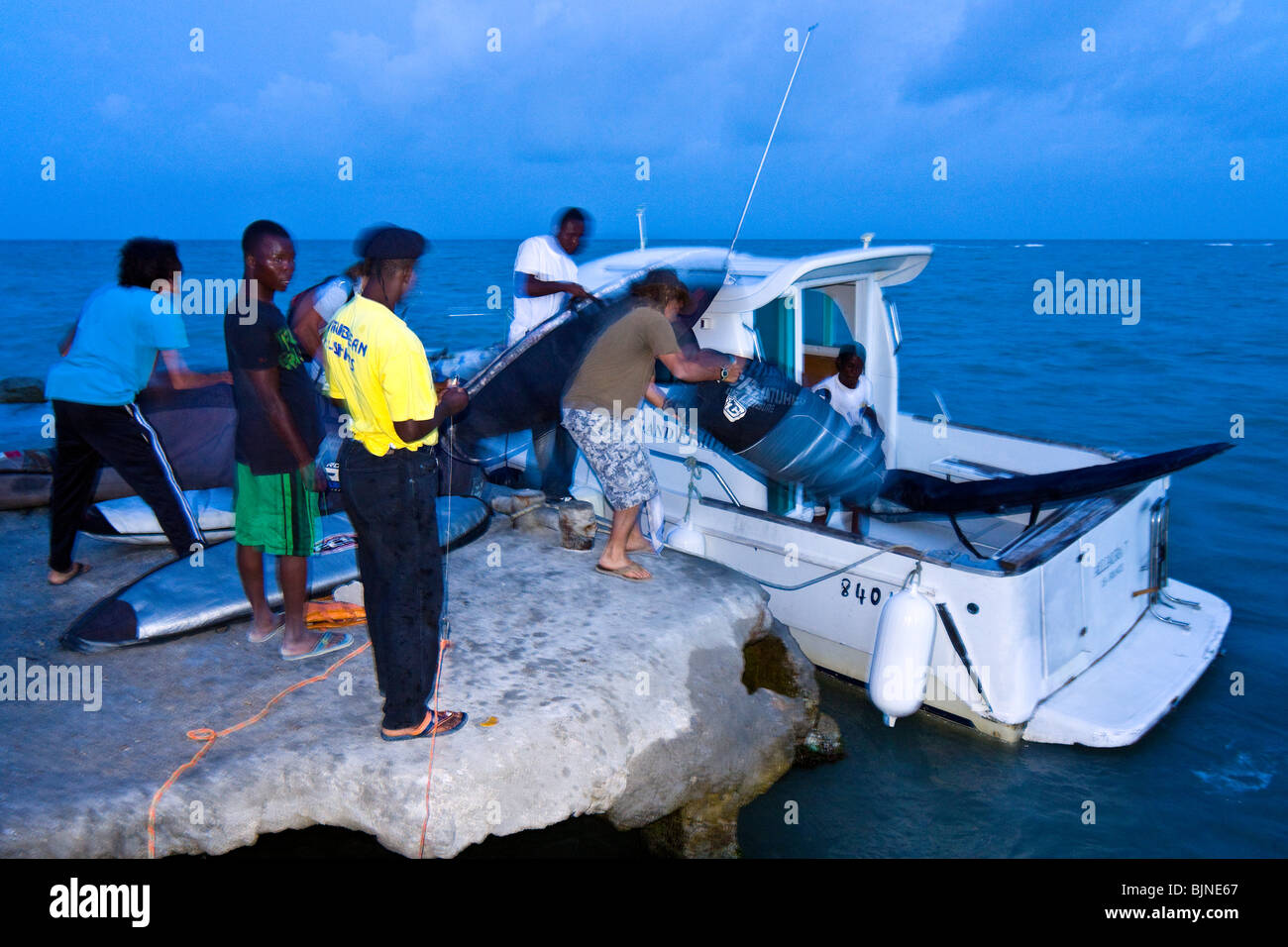 Haiti, provincia Sud, Les Cayes. Barca a Port Morgan. Foto Stock