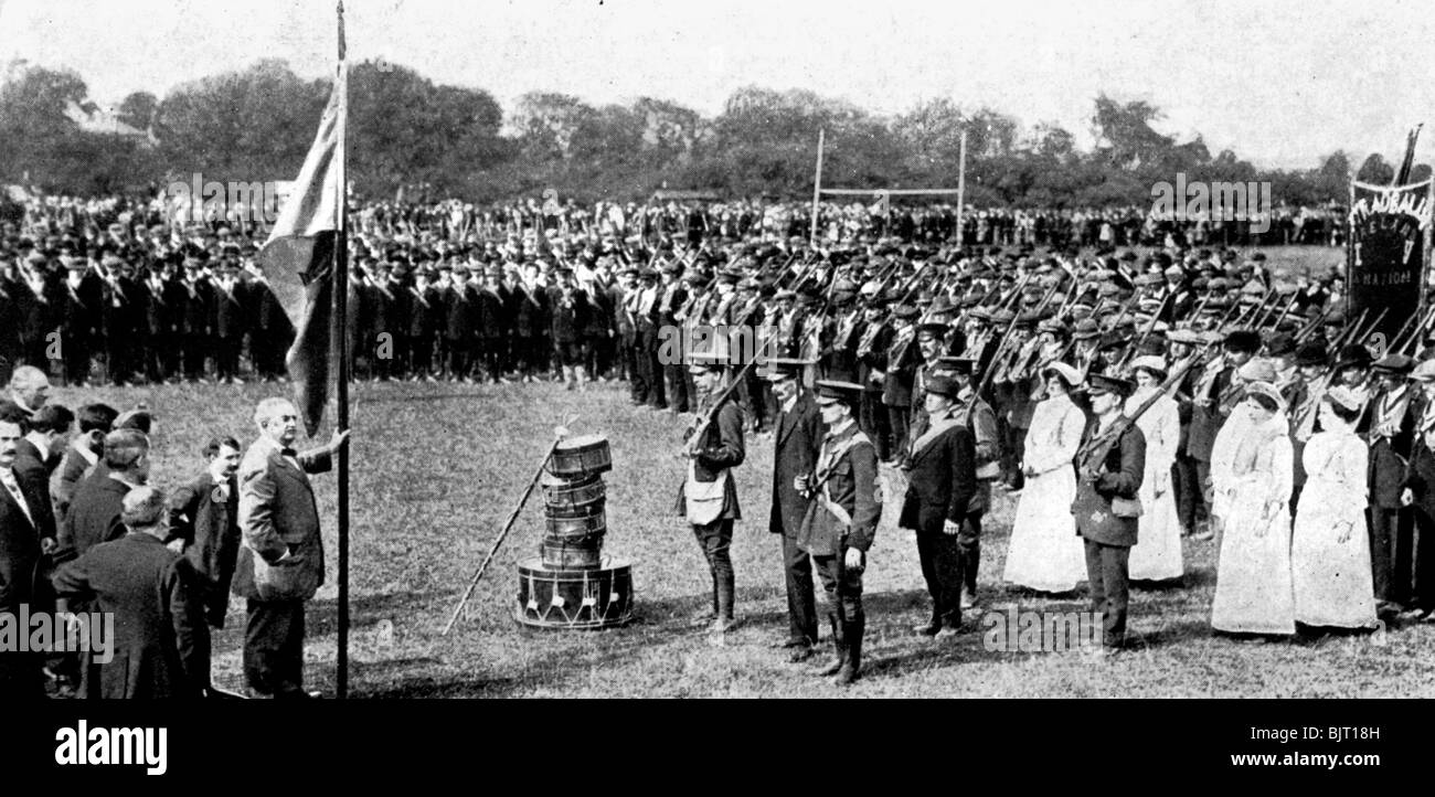 Nazionale irlandese di volontari, Maryborough Corps di nazionalisti, 1914. Artista: sconosciuto Foto Stock