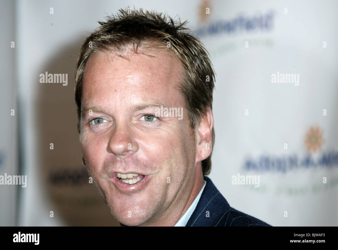 KIEFER SUTHERLAND 4TH adottare un campo minato di GALA PER CENTURY PLAZA HOTEL CENTURY CITY LOS ANGELES STATI UNITI D'AMERICA 15 Ottobre 2004 Foto Stock