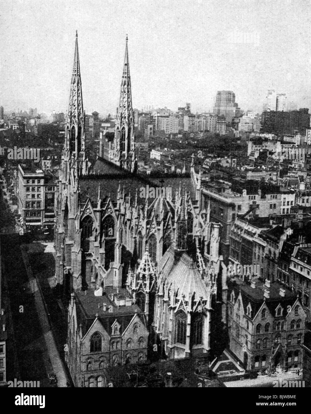 La Cattedrale di St Patrick, New York City, Stati Uniti d'America, c1930s. Artista: Ewing Galloway Foto Stock