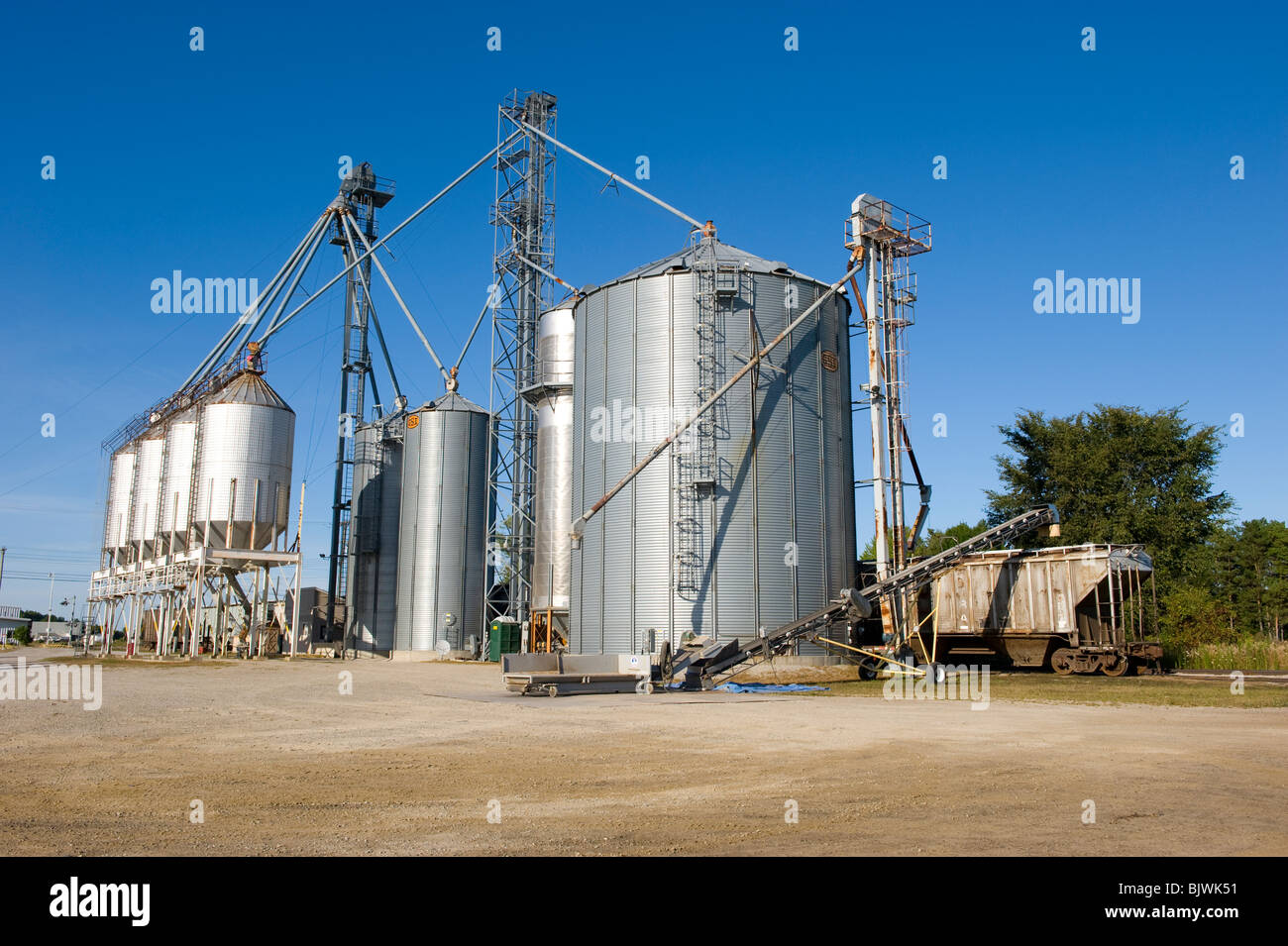 Co op ascensore dove agricoltori rurali immagazzinare e spedire prodotti in granella Deckerville, Michigan Foto Stock