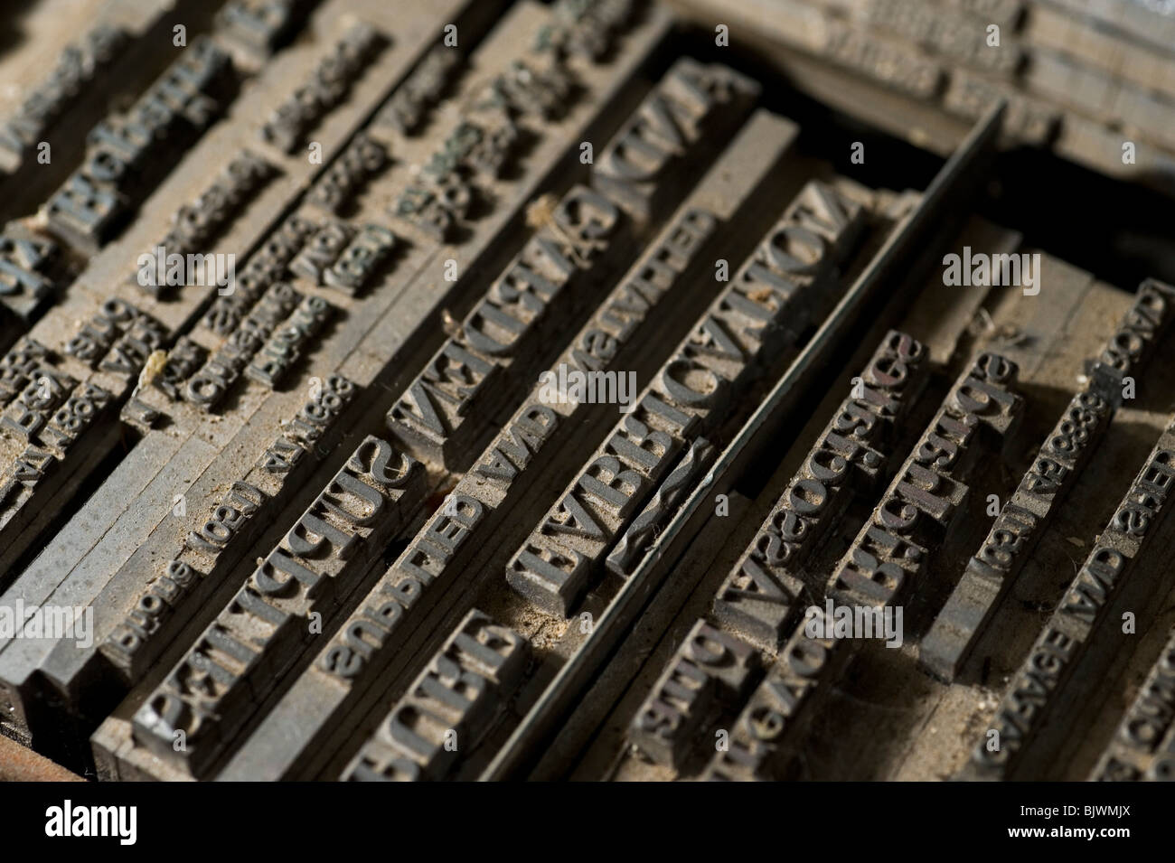 Carattere tipografico di piombo in vecchie stampanti shop Foto stock - Alamy