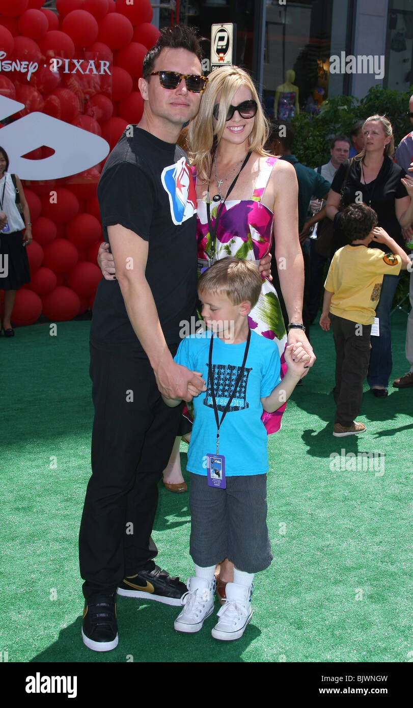 MARK HOPPUS JACK SKYE UP WORLD PREMIERE HOLLYWOOD Los Angeles CA USA 16 Maggio 2009 Foto Stock