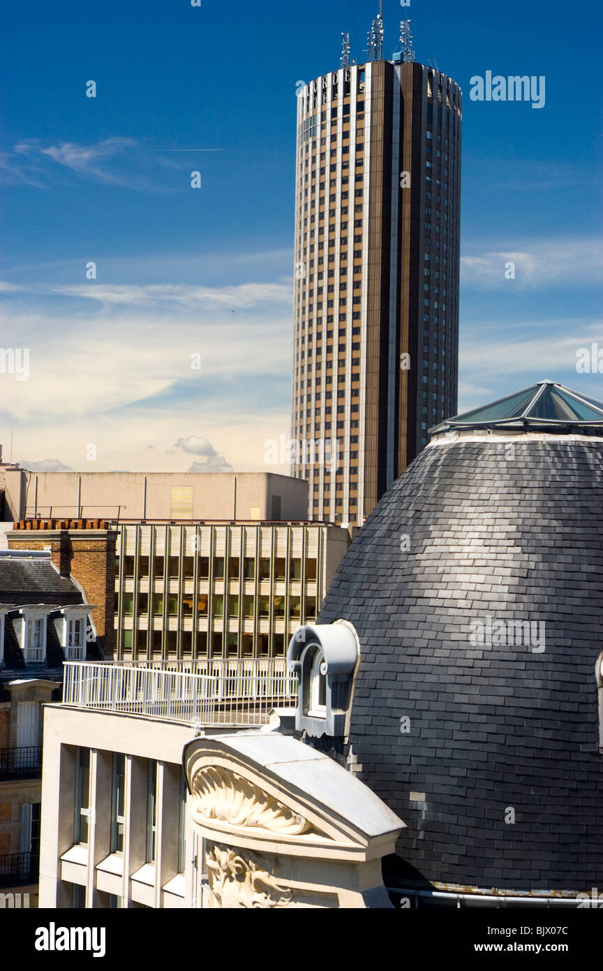 Parigi, Francia, Vista del paesaggio urbano con la Torre dell'Hotel 'le Meridien Etoile', parigi 17 Foto Stock