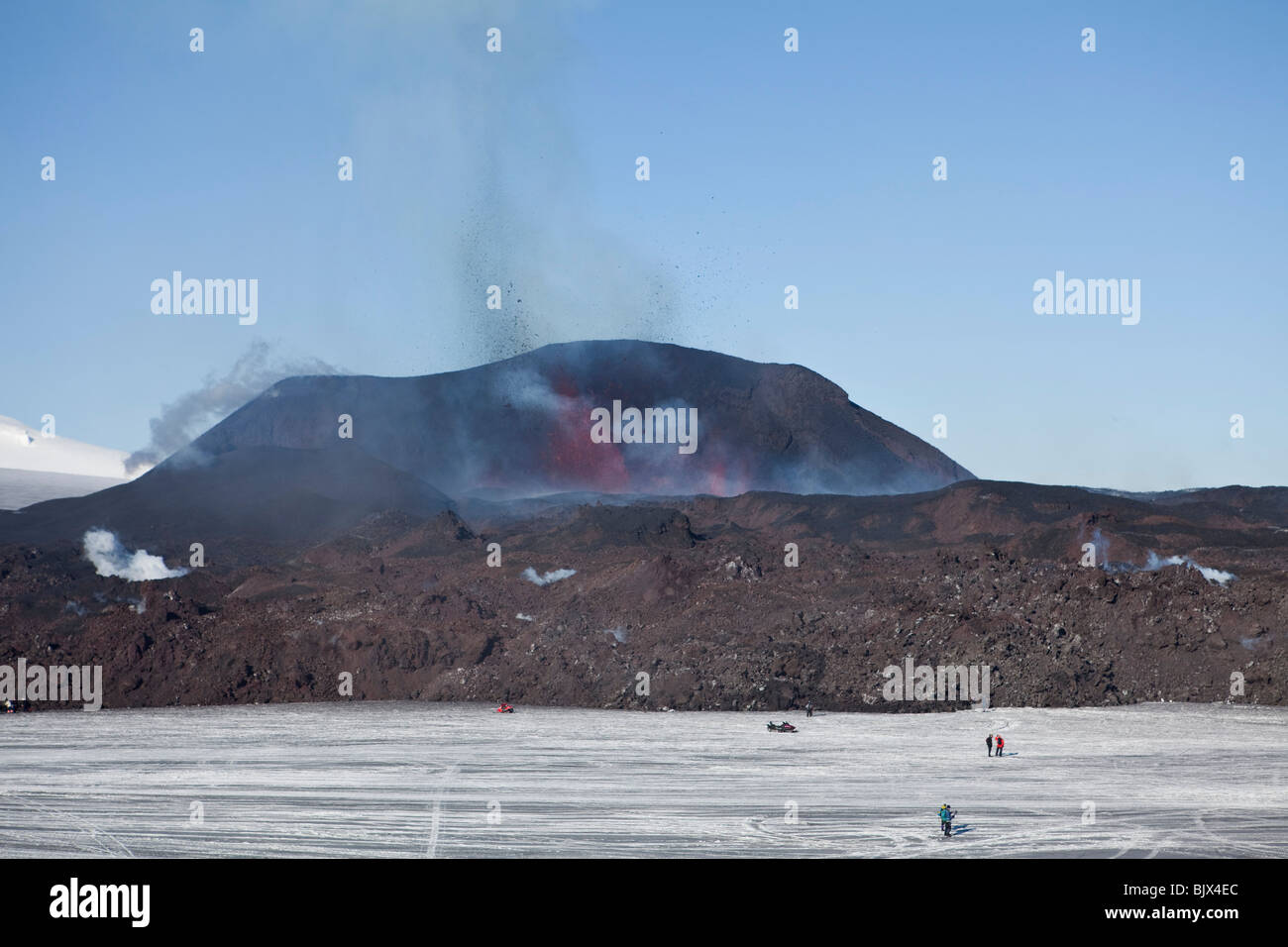 Nuova lava che dall'eruzione vulcanica a Fimmvorduhals, in Eyjafjallajokull, Islanda Foto Stock