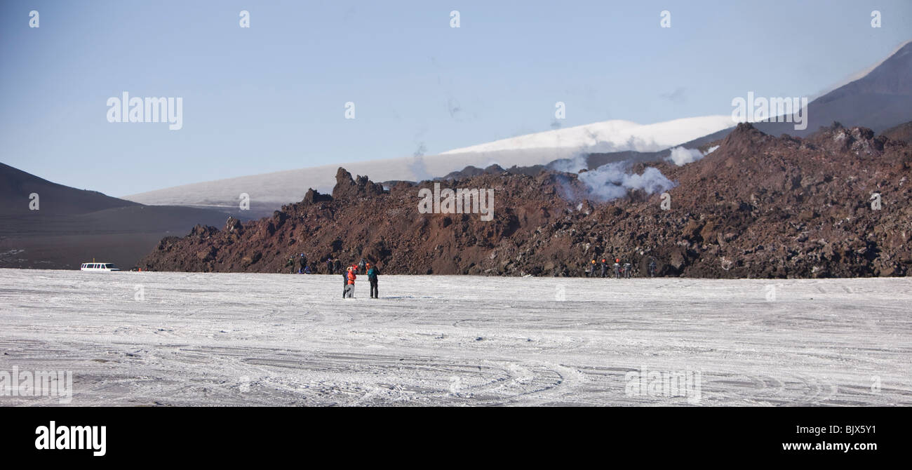 Nuova lava che dall'eruzione vulcanica a Fimmvorduhals, in Eyjafjallajokull, Islanda Foto Stock