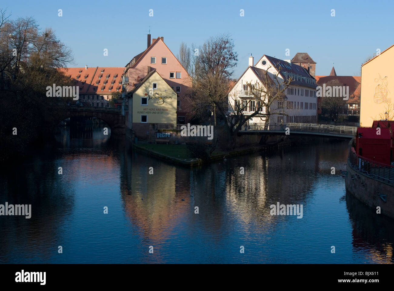 Case sulle rive del fiume Pegnitz, Norimberga, Germania Foto Stock