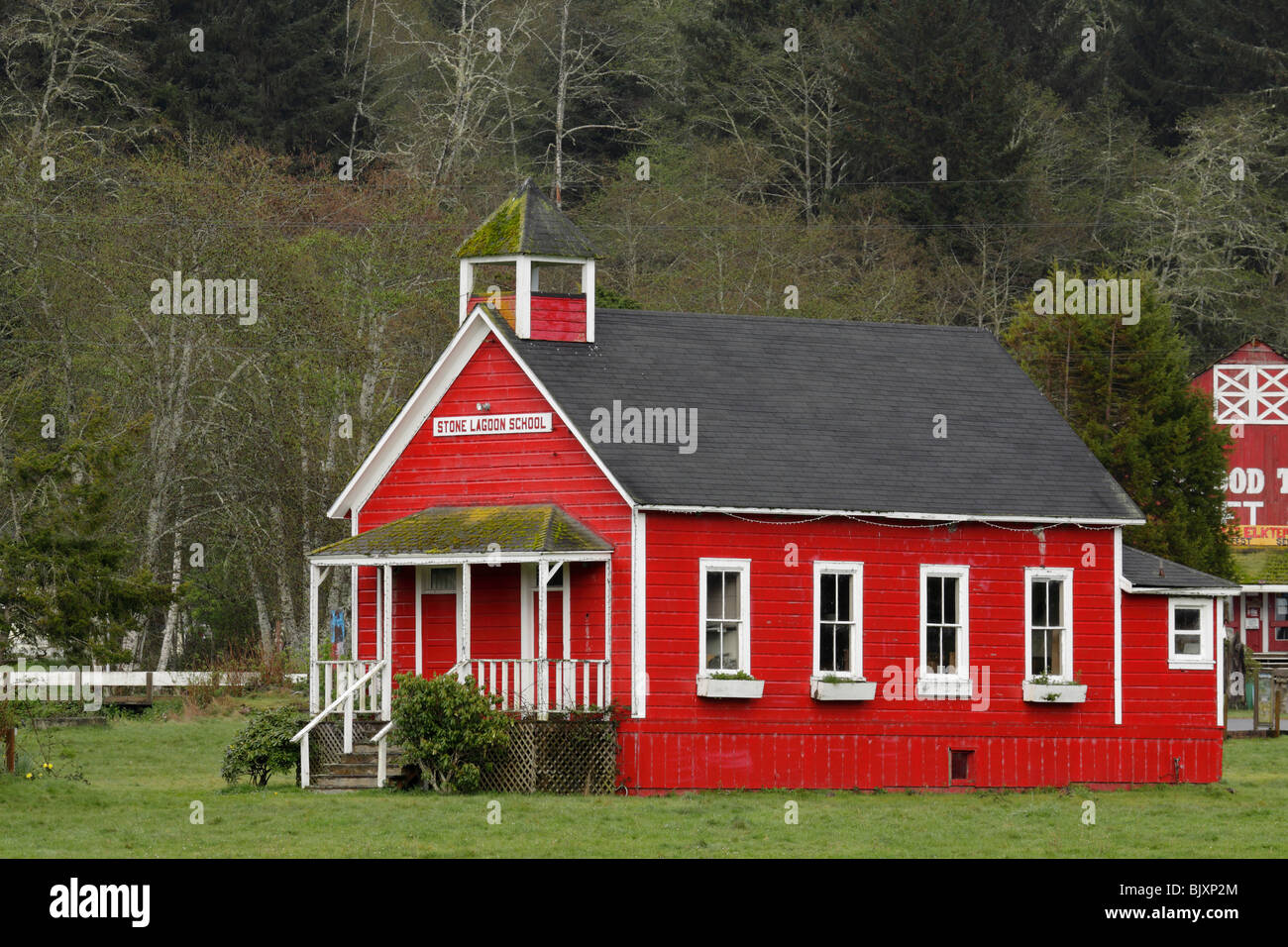 Storico in pietra scuola Laguna-Humboldt, California, USA. Foto Stock