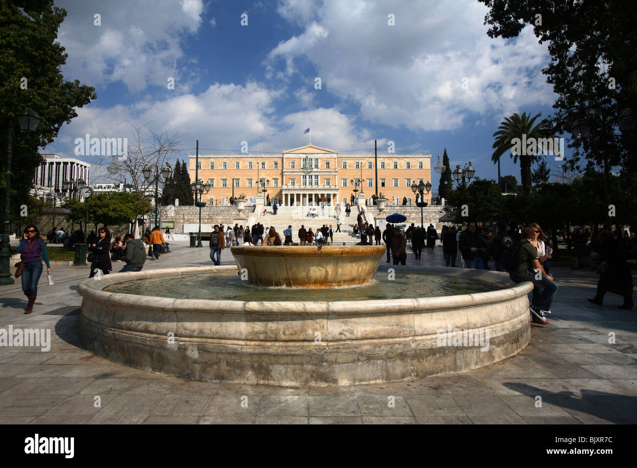 Il Parlamento greco edificio in Piazza Syntagma, Atene, Grecia Foto Stock