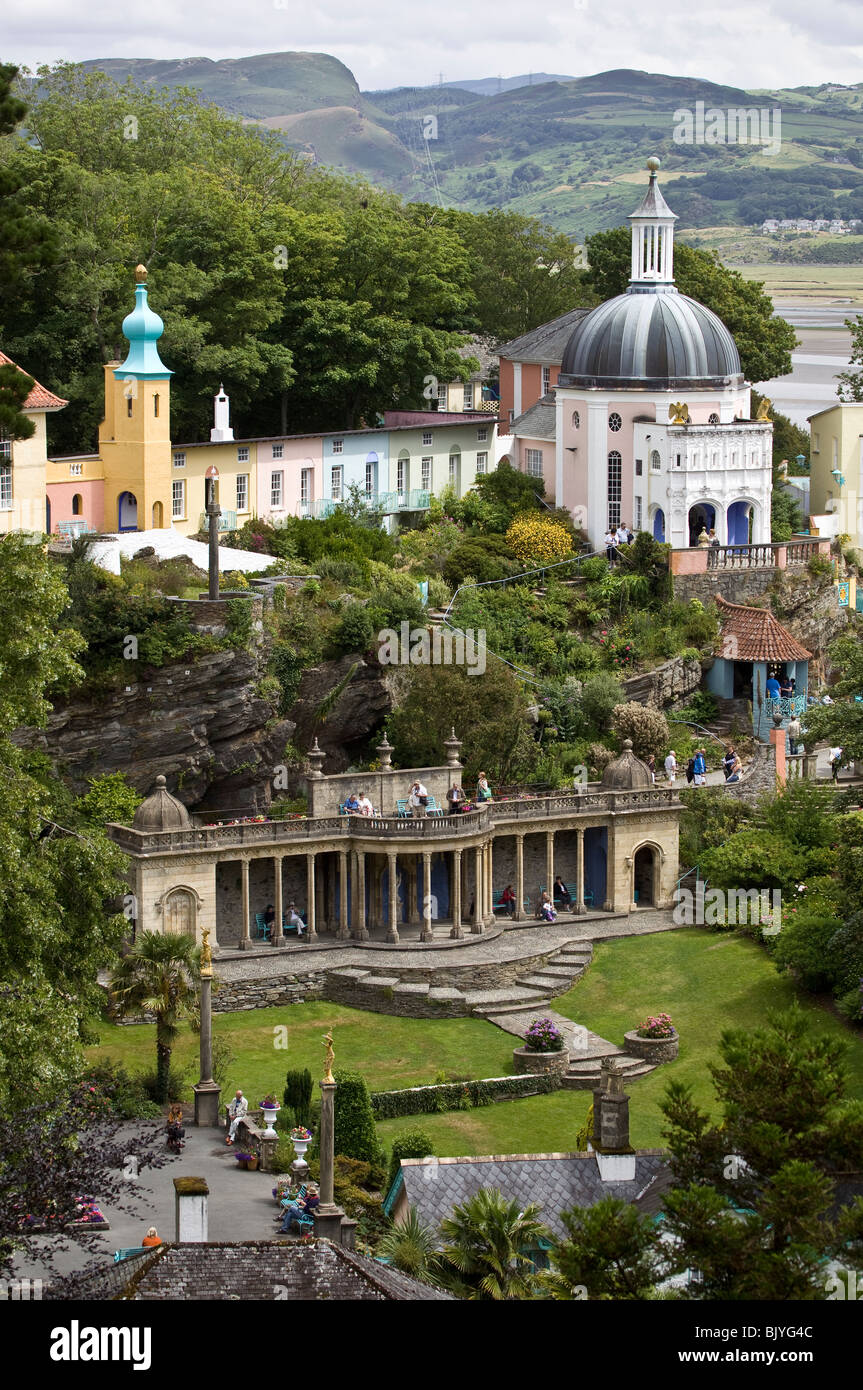 Portmeirion Village nel Gwynedd Galles del Nord Regno Unito Foto Stock
