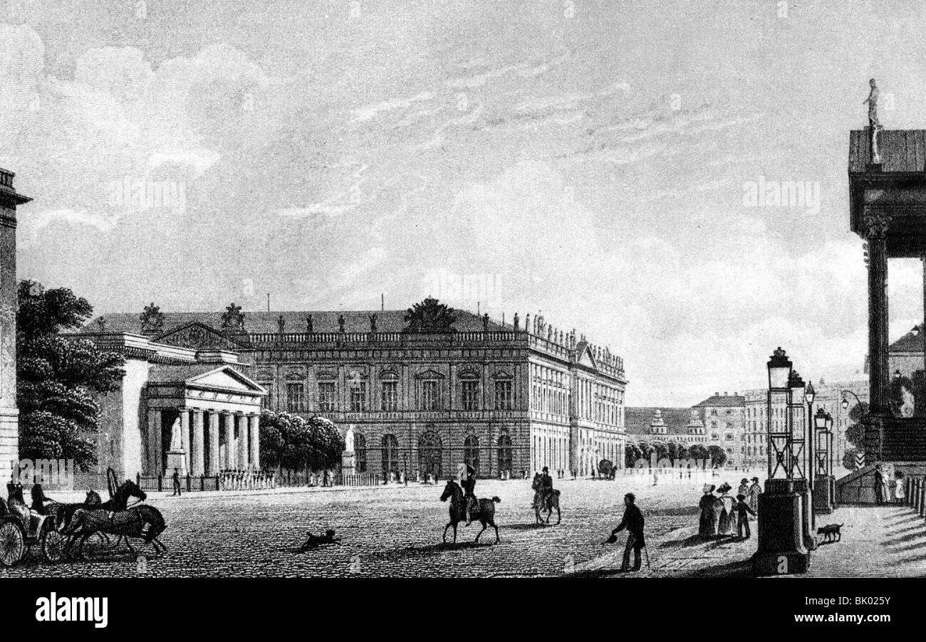 Geografia / viaggio, Germania, Berlino, Neue Wache (New Guard House), costruito 1816 - 1818 da Friedrich Schinkel, Zeughaus (armoury), costruito: 1694 - 1706, Foto Stock