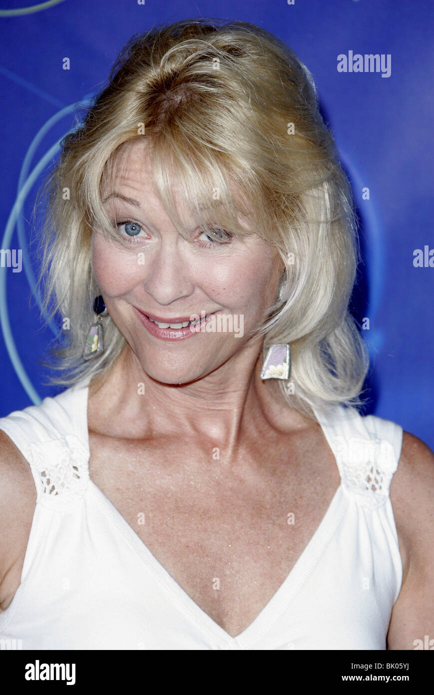 DEE WALLACE ABC TV SUMMER PRESS TOUR PARTY DI ABBEY WEST HOLLYWOOD LA USA 27 Luglio 2005 Foto Stock