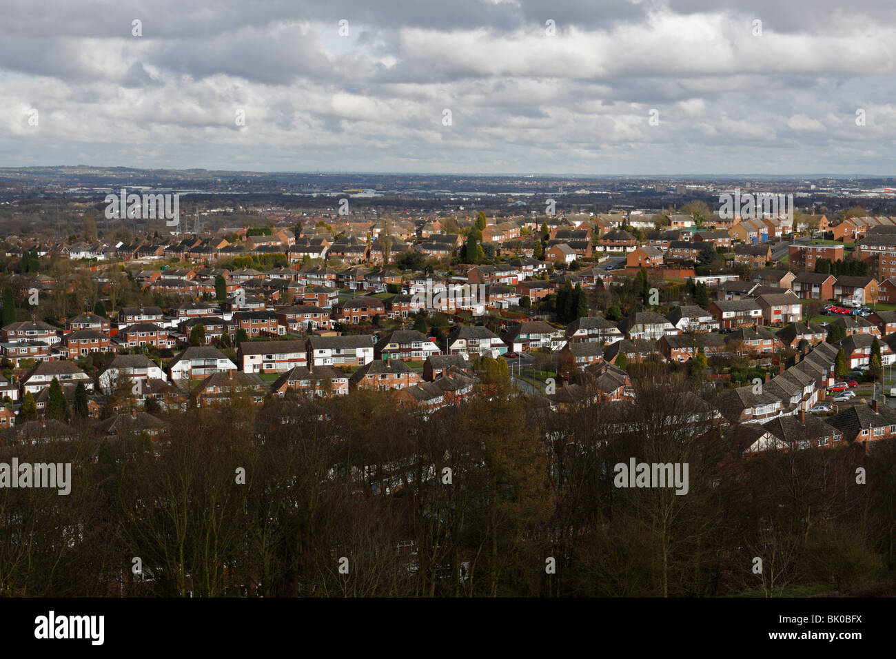 Una vista su Sedgley e città circostanti in Black Country (Inglese West Midlands) mostra ampie zone di abitazione Foto Stock