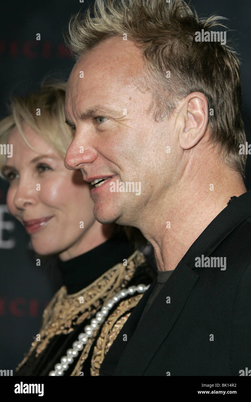 STING & TRUDIE STYLER MEMORIE DI UNA GEISHA PREMIER Kodak Theatre Hollywood LOS ANGELES STATI UNITI D'AMERICA 04 Dicembre 2005 Foto Stock