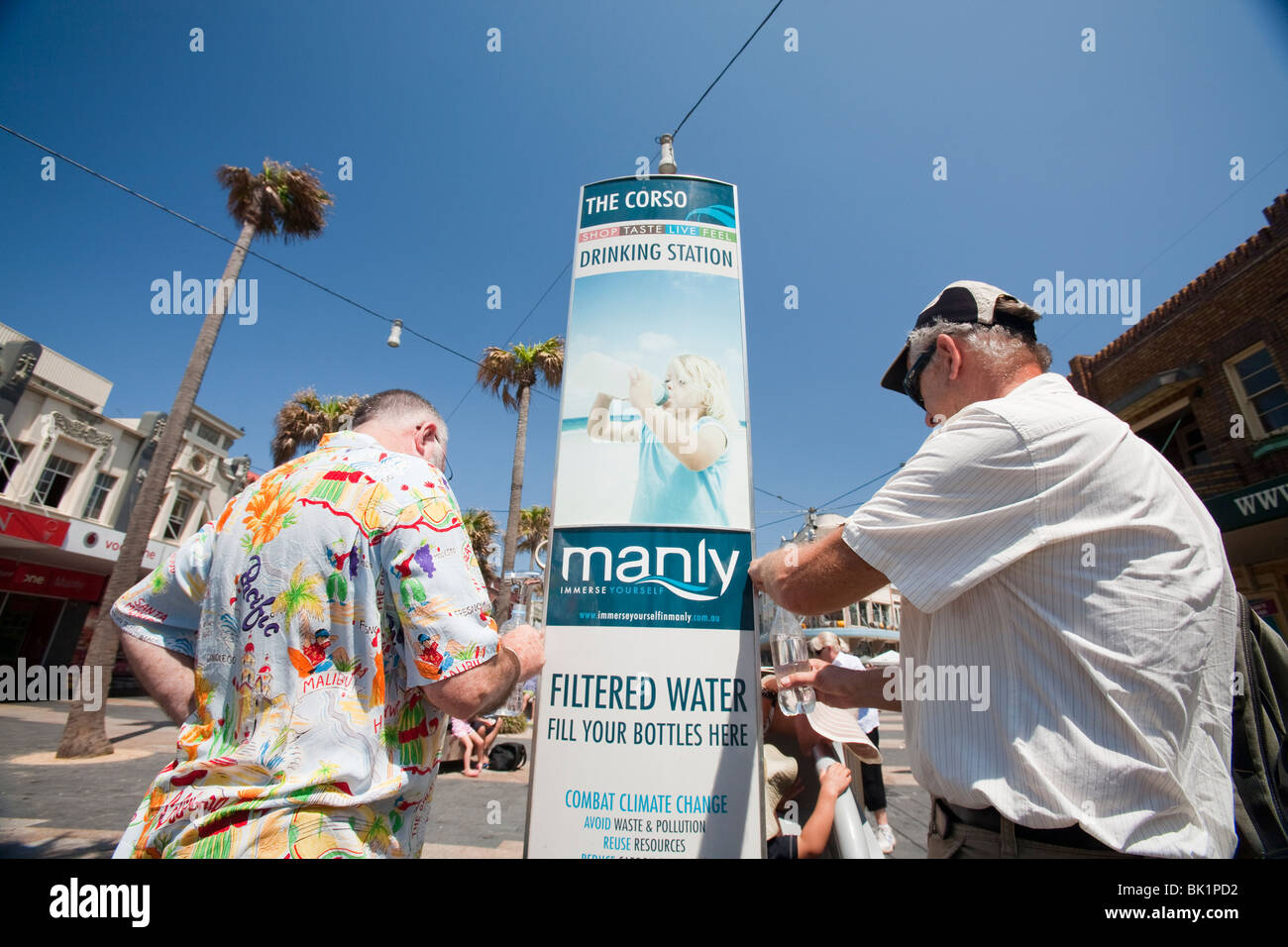 Acqua da bere e per il riempimento di acqua in bottiglia in Manly, Sydney, Australia. Foto Stock