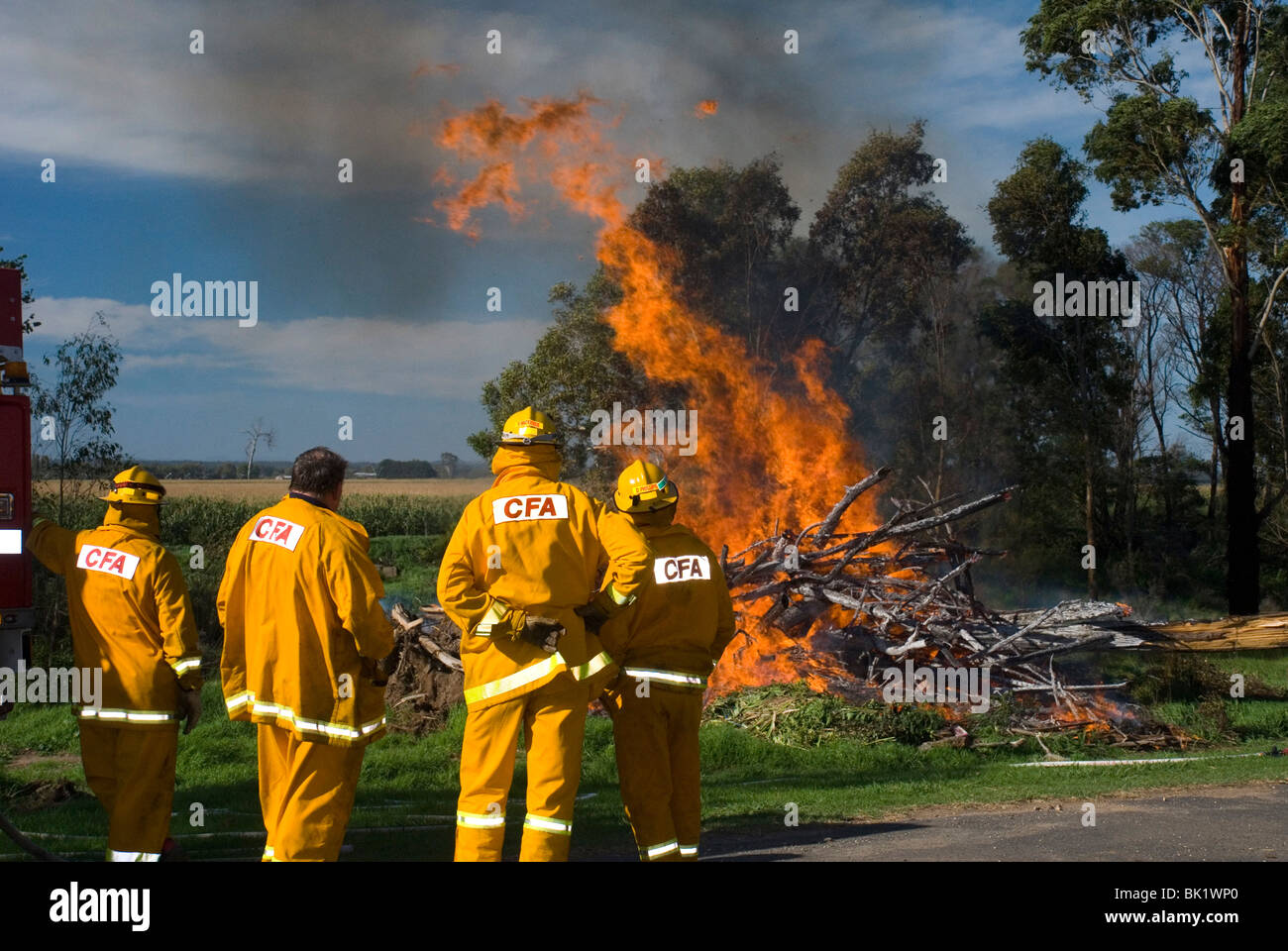 CFA Paese Autorità antincendio combustione controllata off Foto Stock