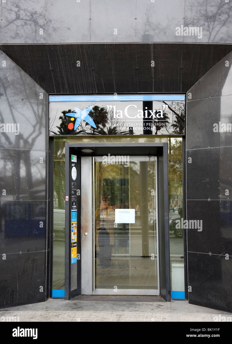 La Caixa Bank, filiale a Barcellona Foto Stock