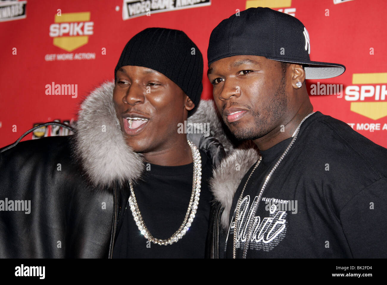 Tyrese Gibson & 50 CENT AKA CURTIS JACKSON SPIKE TV 2006 VIDEO GAME AWARDS  DOWNTOWN LOS ANGELES STATI UNITI D'AMERICA 08 Dicembre 2006 Foto stock -  Alamy