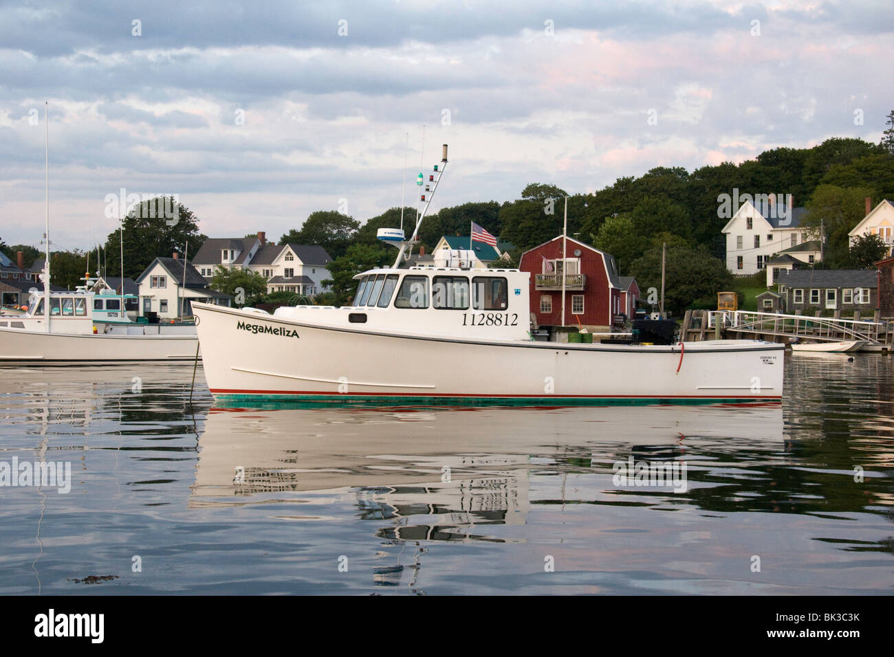 Lobster Boat intagliatori in porto, Vinalhaven, Maine Foto Stock