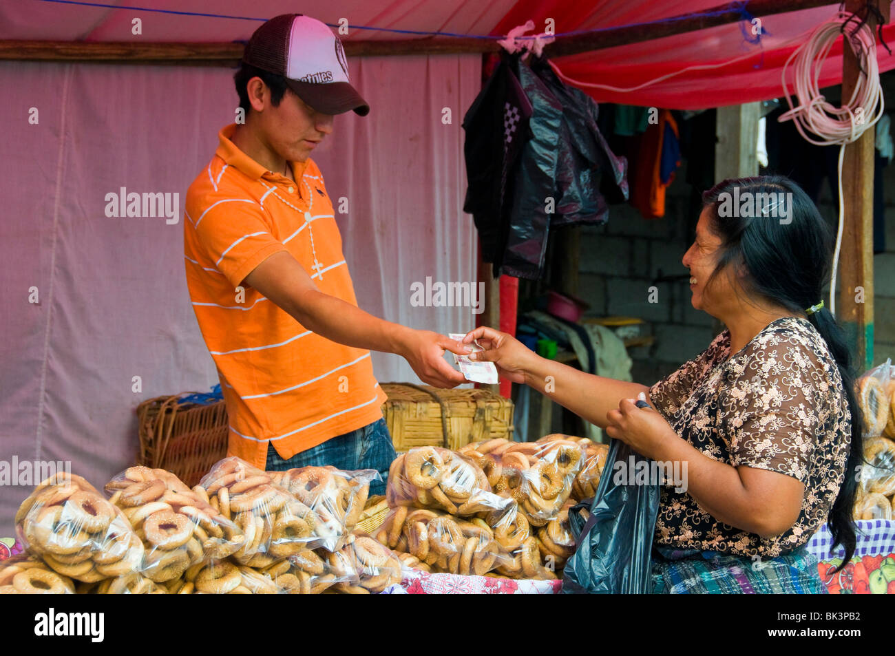 Venditore ambulante Panajachel Guatemala Foto Stock