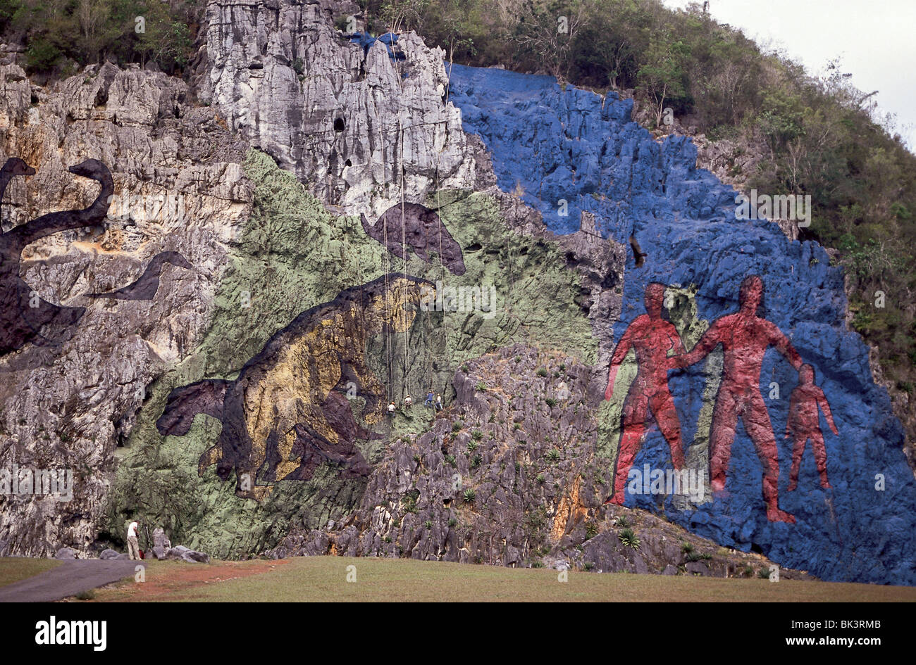 Mural de la Prehistoria (Il Murale della Preistoria) misura 120 metri da 180 metri e illustra l'evoluzione degli esseri umani è stato Foto Stock