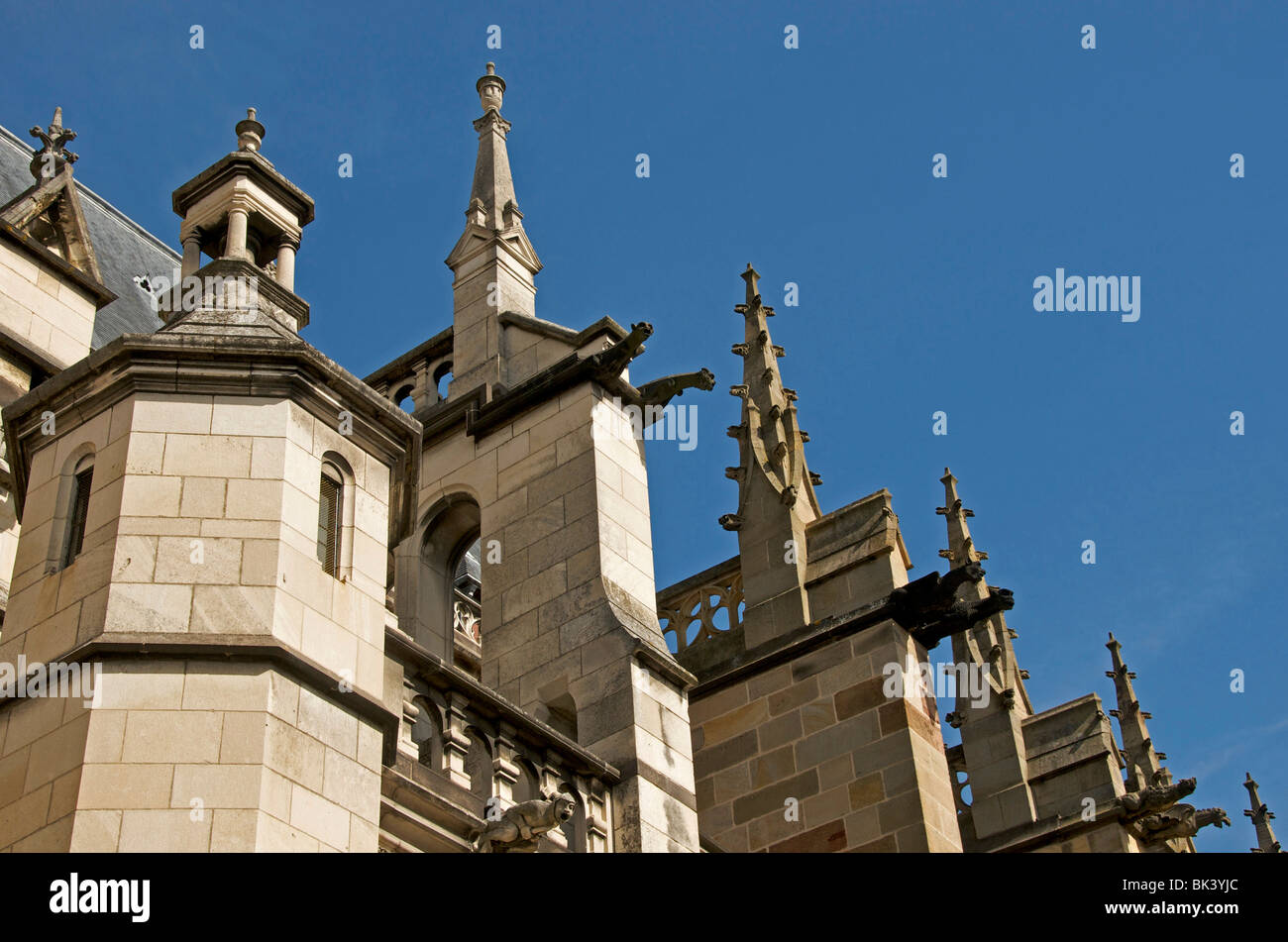 Cattedrale Notre-Dame-de-l'Annonciation. Moulins. Allier. Auvergne Rhone Alpes. Francia Foto Stock