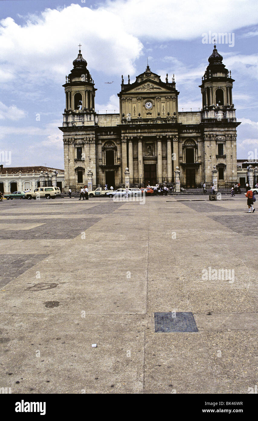 Cattedrale di Città del Guatemala (Catedral Metropolitana costruita tra il 1782 & 1815) è un esempio di architettura neoclassica Foto Stock