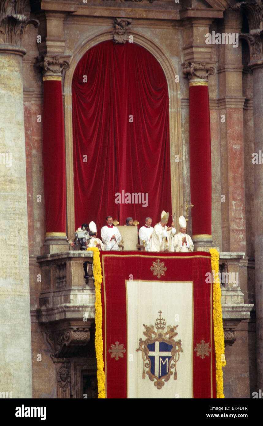 Papa Giovanni Paolo II nella Basilica di San Pietro e la Città del Vaticano, Roma Foto Stock