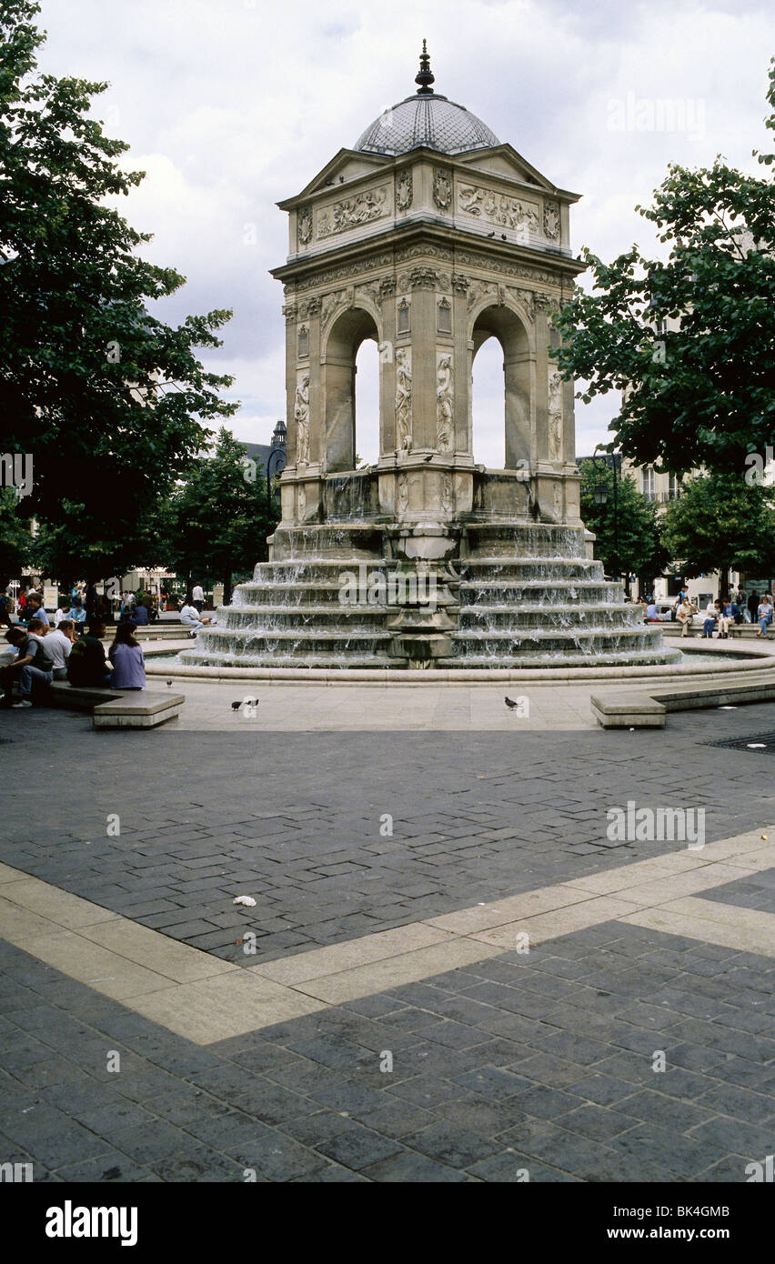 Fontaine des Innocents a Parigi, Francia Foto Stock