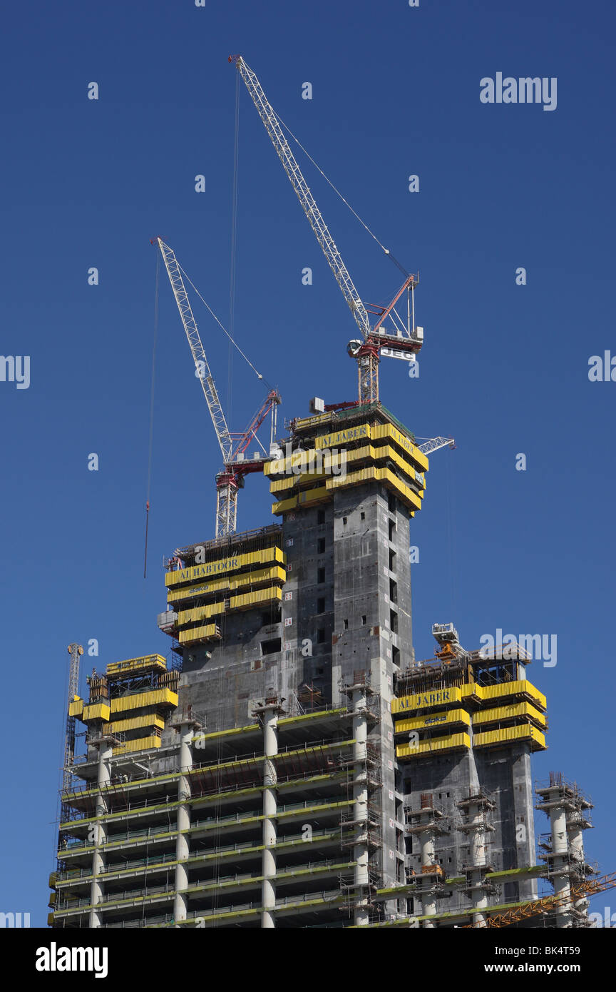 Alto edificio sito in costruzione a Doha / Qatar Foto Stock