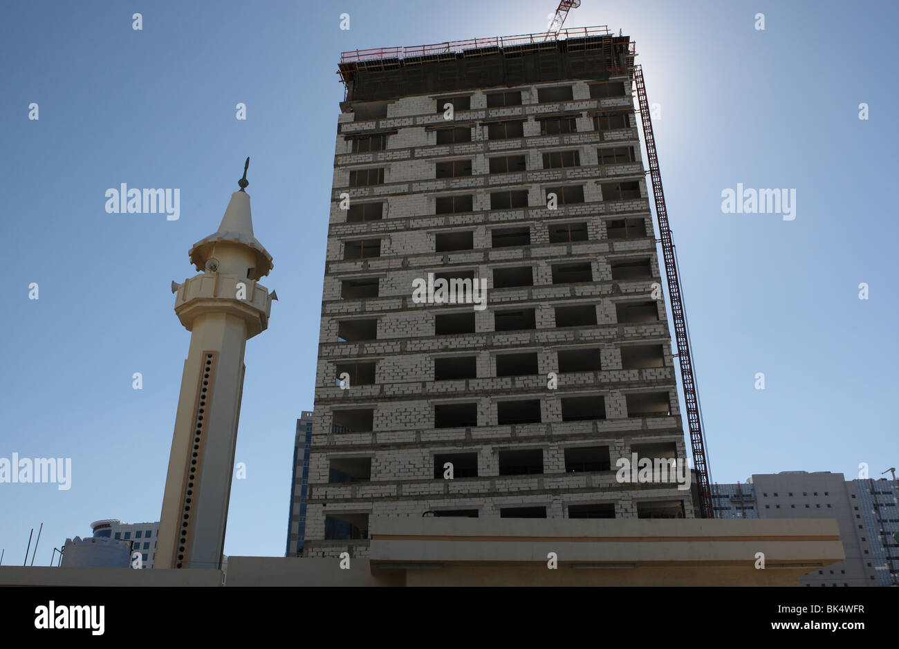 Alto edificio sito in costruzione a Doha / Qatar Foto Stock