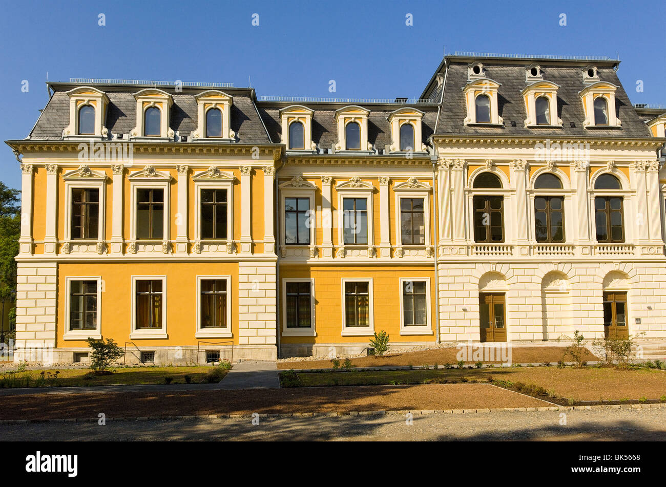 Grande palazzo nel centro storico della città di Meiningen Foto Stock