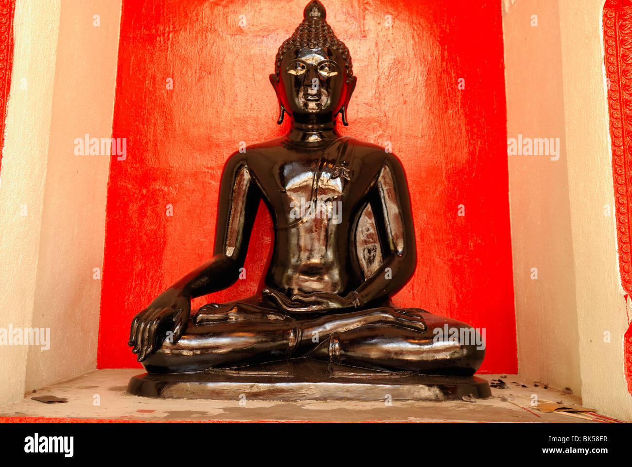 Wat Phra Singh tempio buddista in Chiang Mai, Thailandia, Sud-est asiatico Foto Stock