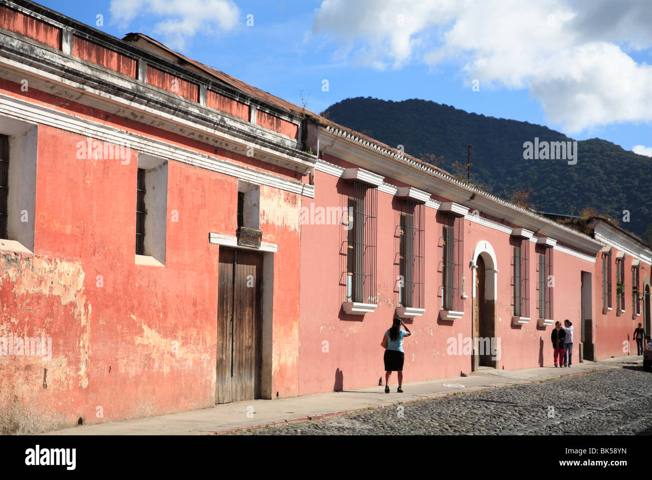 Architettura coloniale, Antigua, Guatemala, America Centrale Foto Stock