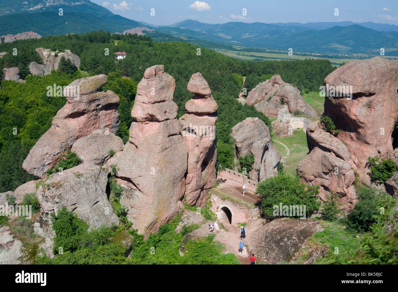 Il torreggiante naturali formazioni di roccia a Belogradchik Fortezza, Bulgaria, Europa Foto Stock