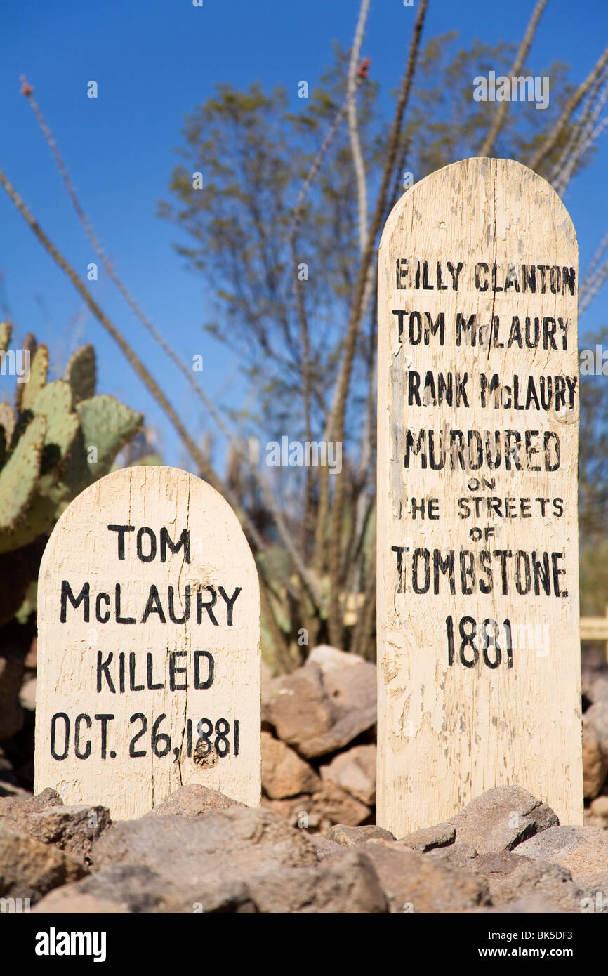 Boothill cimitero, oggetto contrassegnato per la rimozione definitiva, Cochise County, Arizona, Stati Uniti d'America, America del Nord Foto Stock