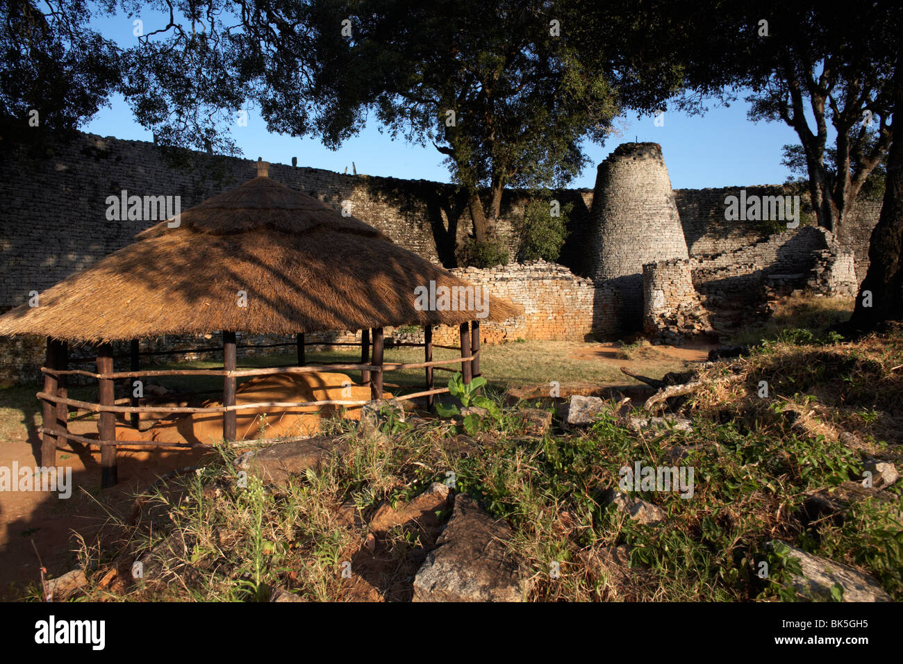 Le antiche rovine di Great Zimbabwe, Sito Patrimonio Mondiale dell'UNESCO, Zimbabwe Africa Foto Stock